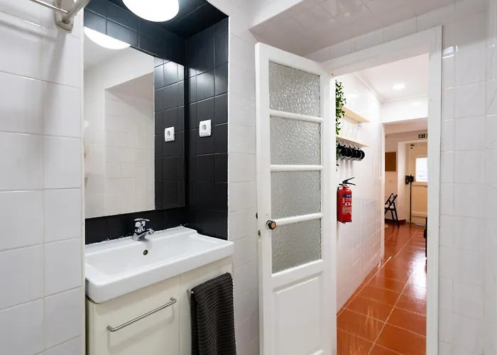Alfama Nest *
